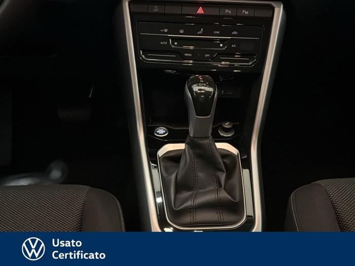 AutoVega - VOLKSWAGEN T-Roc | ID 38245