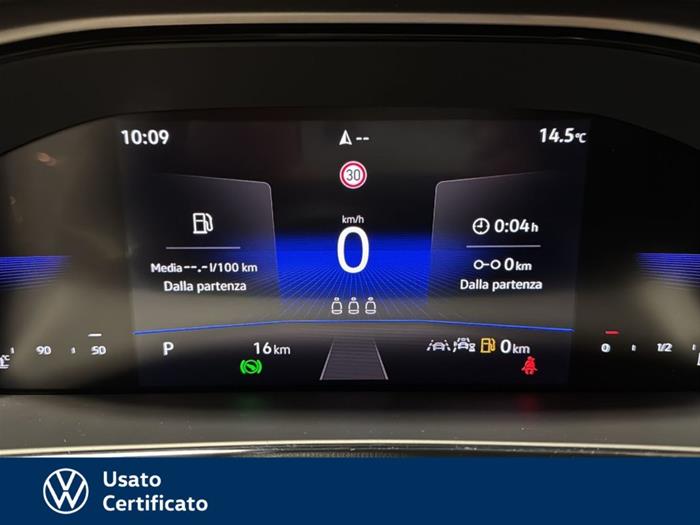 AutoVega - VOLKSWAGEN T-Roc | ID 38245
