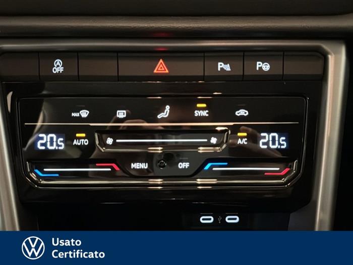AutoVega - VOLKSWAGEN T-Roc | ID 38245