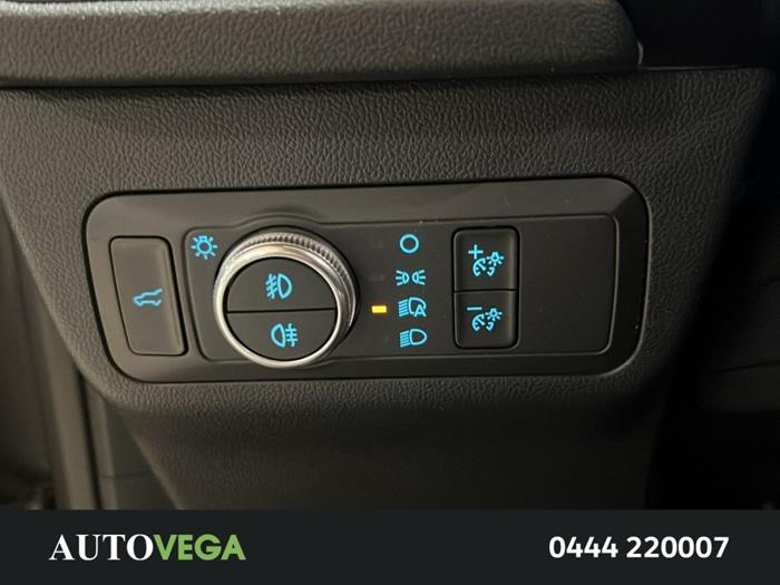 AutoVega - FORD Kuga | ID 38304