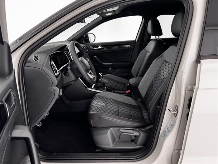 AutoVega - VOLKSWAGEN T-Roc | ID 38422