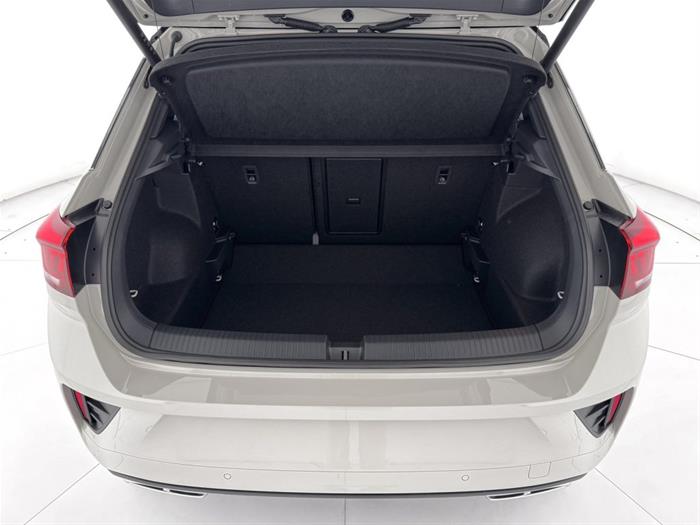 AutoVega - VOLKSWAGEN T-Roc | ID 38422