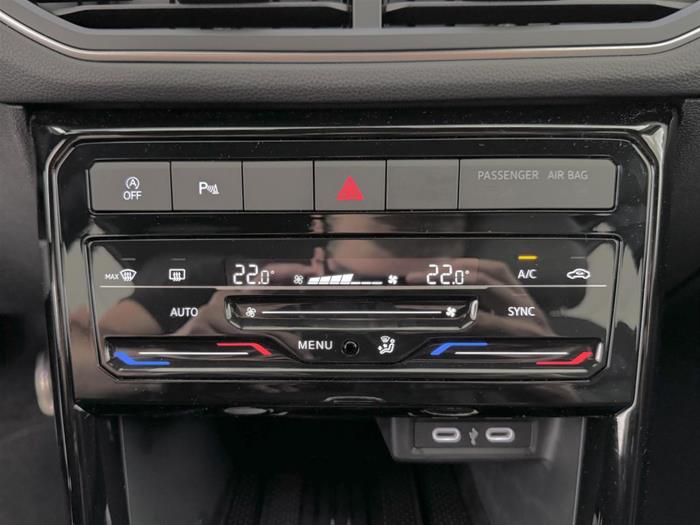 AutoVega - VOLKSWAGEN T-Cross | ID 38420