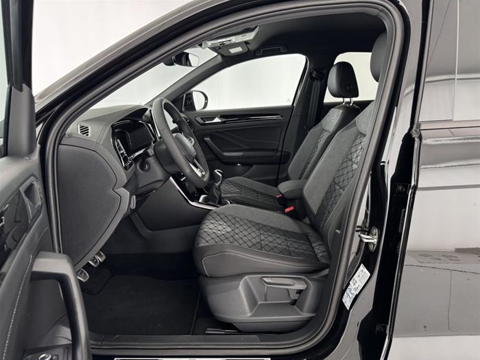 AutoVega - VOLKSWAGEN T-Roc | ID 38423