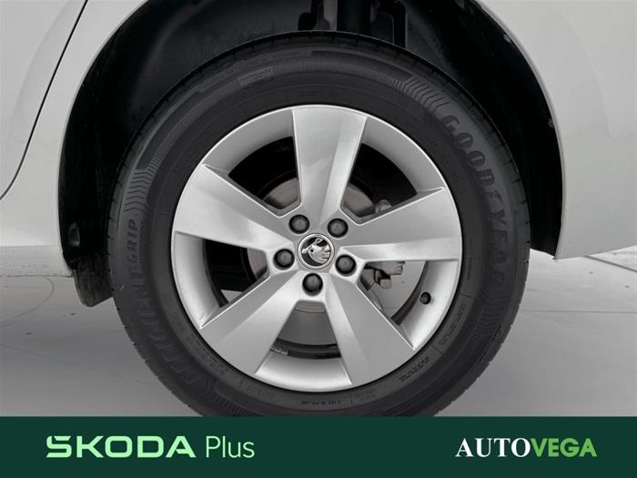 AutoVega - SKODA Kamiq | ID 38486