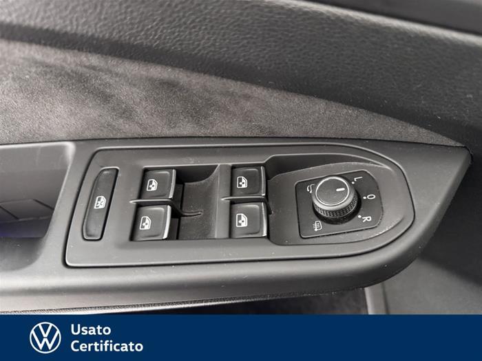 AutoVega - VOLKSWAGEN Golf | ID 38492
