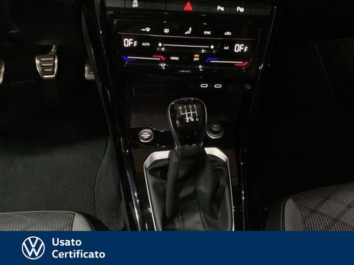 AutoVega - VOLKSWAGEN T-Roc | ID 38554
