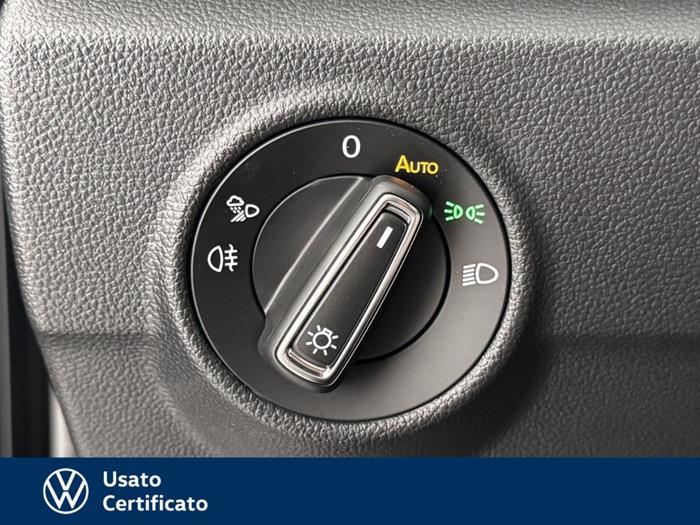 AutoVega - VOLKSWAGEN T-Roc | ID 38623