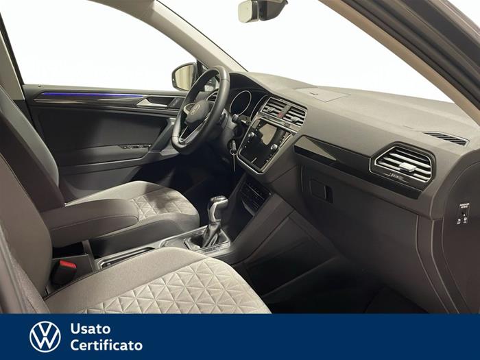 AutoVega - VOLKSWAGEN Tiguan | ID 38634