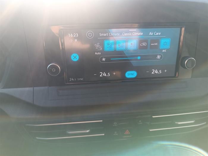 AutoVega - VOLKSWAGEN Caddy | ID 38635