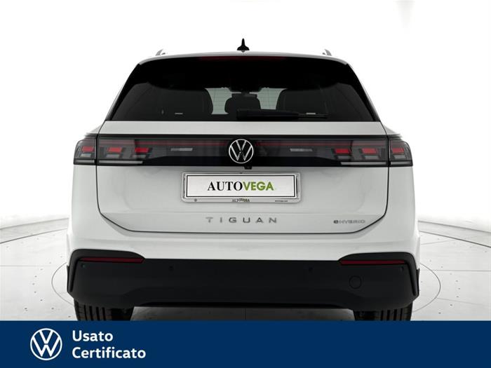 AutoVega - VOLKSWAGEN Tiguan | ID 38660