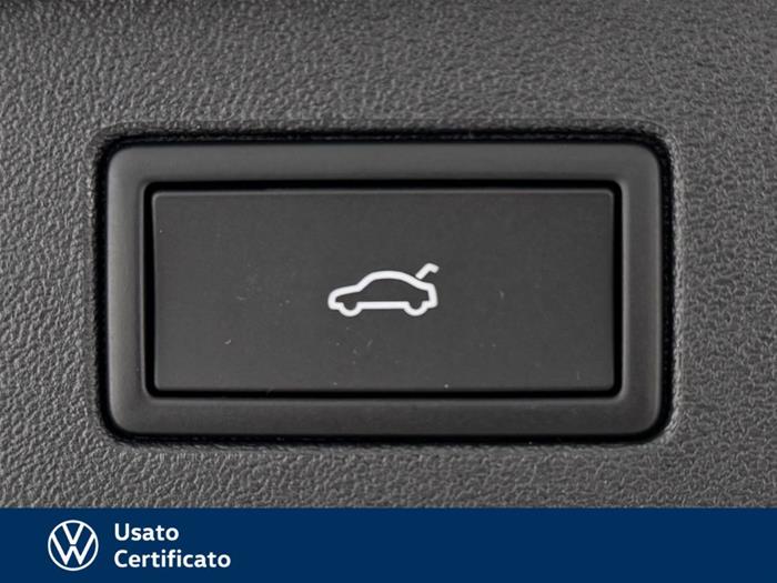 AutoVega - VOLKSWAGEN Tiguan | ID 38660