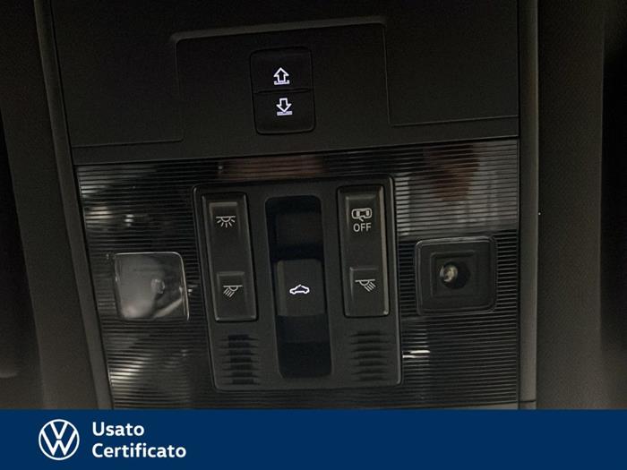 AutoVega - VOLKSWAGEN T-Roc | ID 38773