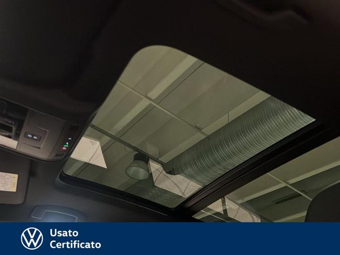 AutoVega - VOLKSWAGEN T-Roc | ID 38773