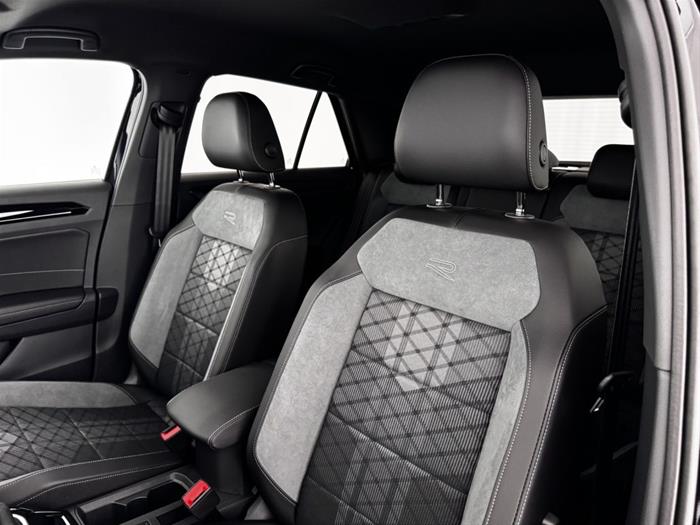 AutoVega - VOLKSWAGEN T-Roc | ID 38811