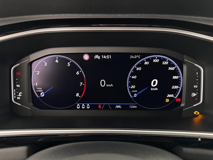 AutoVega - VOLKSWAGEN T-Roc | ID 38811