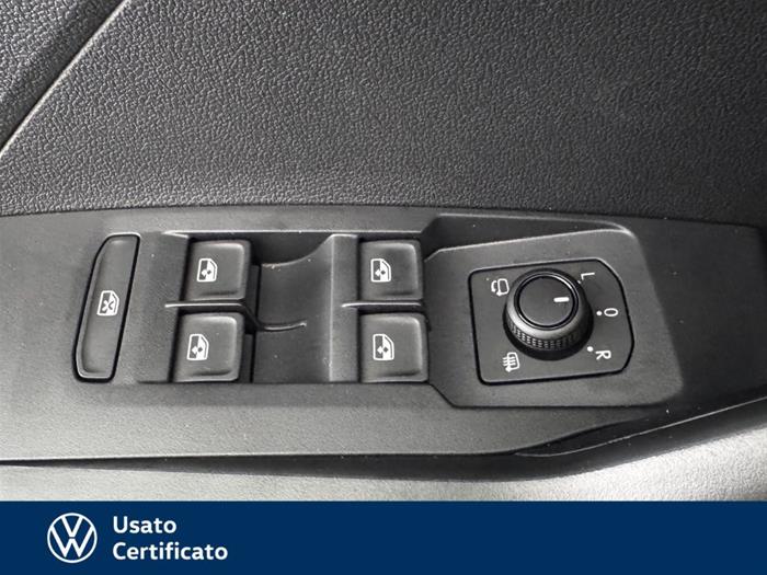 AutoVega - VOLKSWAGEN T-Cross | ID 38812