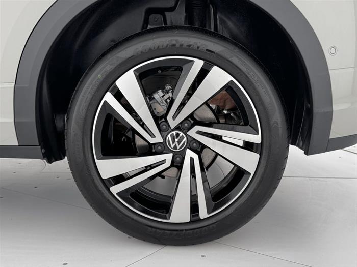 AutoVega - VOLKSWAGEN T-Roc | ID 38847