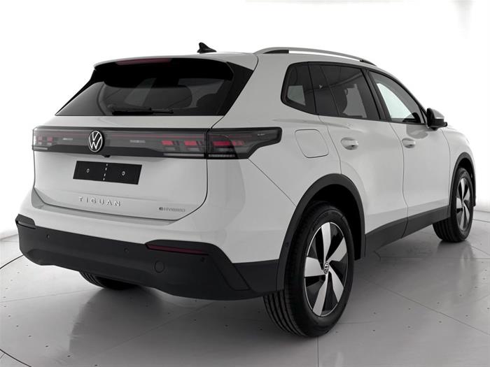AutoVega - VOLKSWAGEN Tiguan | ID 38881
