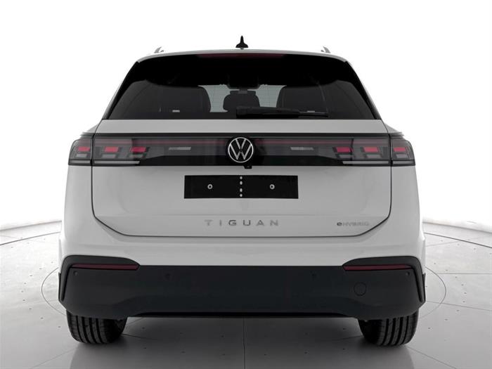 AutoVega - VOLKSWAGEN Tiguan | ID 38881