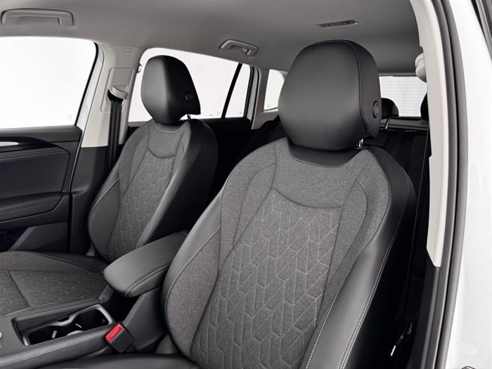 AutoVega - VOLKSWAGEN Tiguan | ID 38881