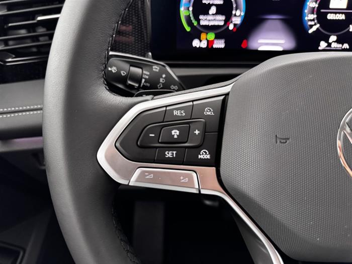 AutoVega - VOLKSWAGEN Tiguan | ID 38881