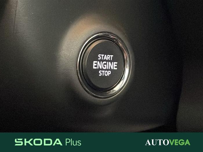 AutoVega - SKODA Karoq | ID 38917