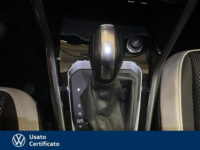 AutoVega - VOLKSWAGEN T-Roc | ID 38974