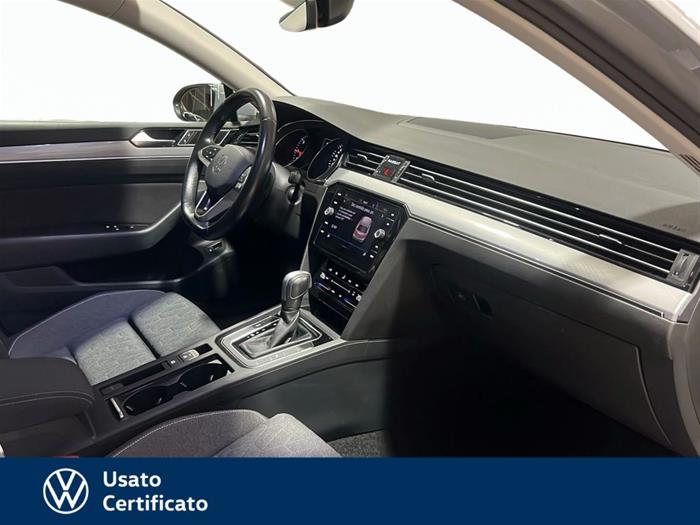 AutoVega - VOLKSWAGEN Passat Variant | ID 38983