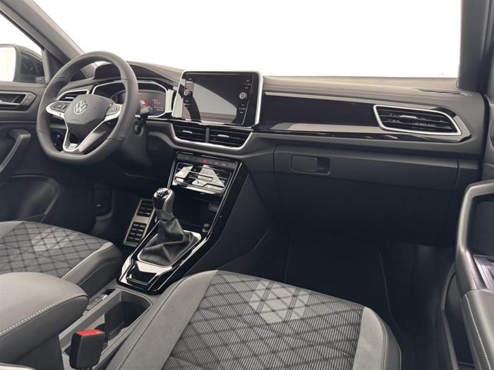 AutoVega - VOLKSWAGEN T-Roc | ID 39027