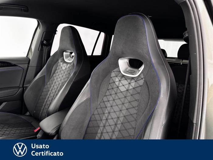 AutoVega - VOLKSWAGEN Tiguan | ID 39136