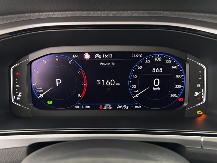 AutoVega - VOLKSWAGEN T-Roc | ID 39137