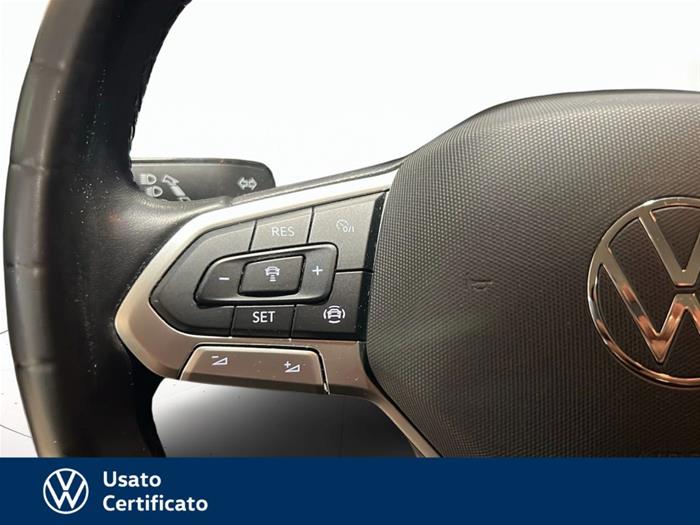 AutoVega - VOLKSWAGEN T-Roc | ID 39151