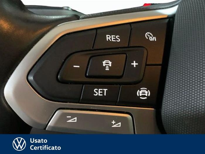 AutoVega - VOLKSWAGEN T-Roc | ID 39275