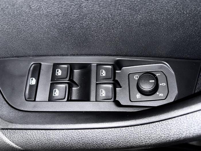 AutoVega - SKODA Karoq | ID 39312