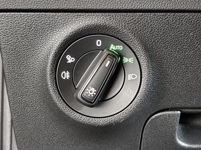 AutoVega - SKODA Karoq | ID 39312