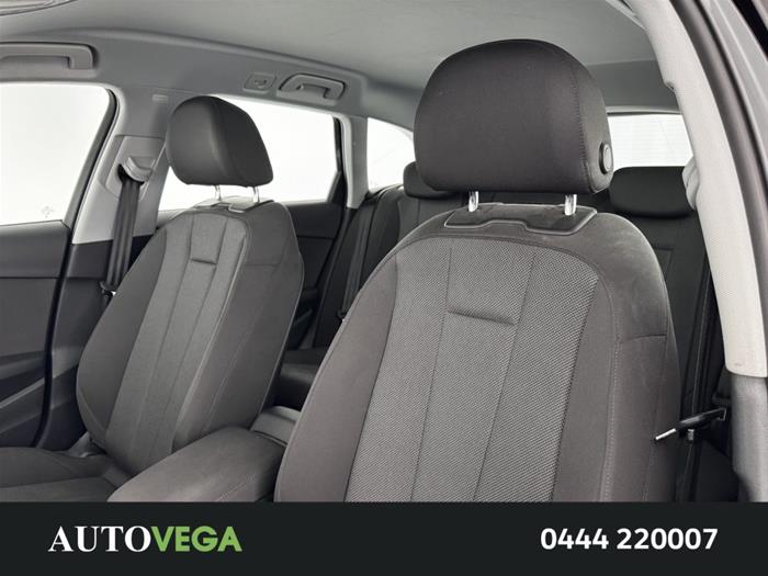 AutoVega - AUDI A4 | ID 39389