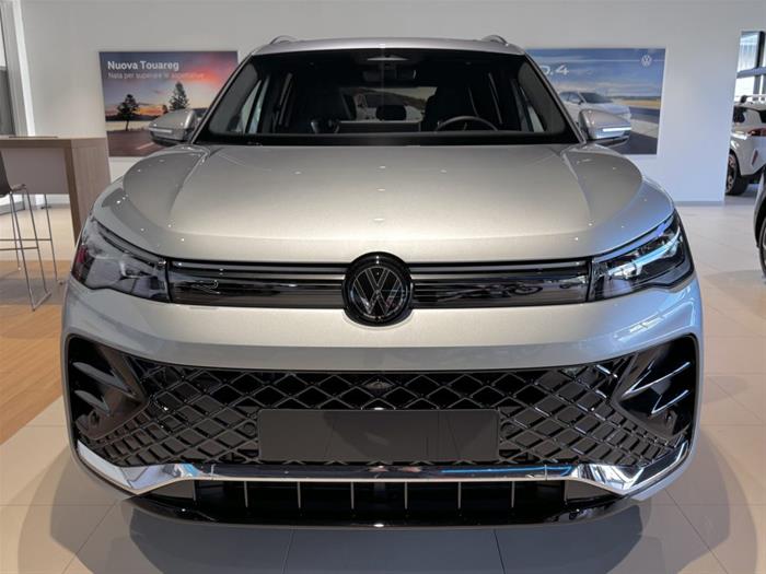AutoVega - VOLKSWAGEN Tiguan | ID 39445