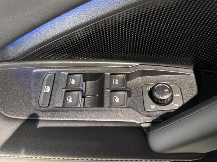 AutoVega - VOLKSWAGEN Tiguan | ID 39445