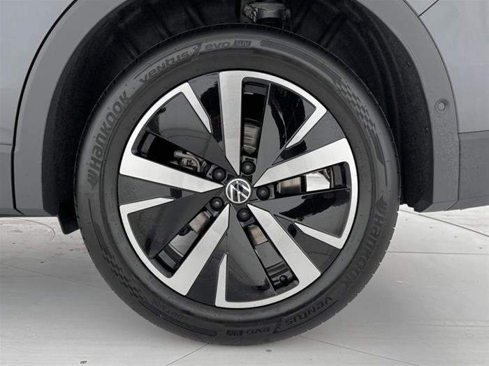 AutoVega - VOLKSWAGEN Tiguan | ID 39439