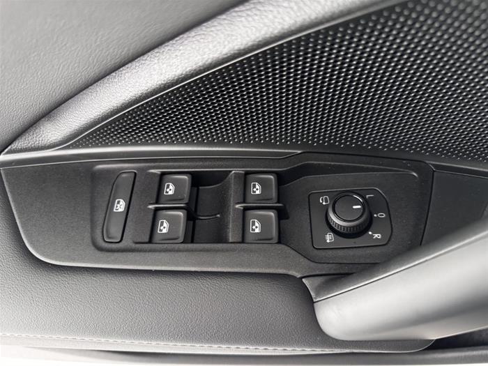 AutoVega - VOLKSWAGEN Tiguan | ID 39439