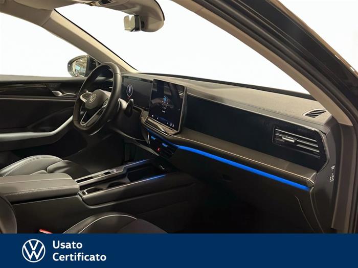 AutoVega - VOLKSWAGEN Passat | ID 39557