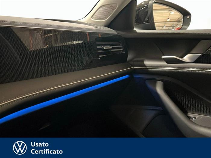 AutoVega - VOLKSWAGEN Passat | ID 39557