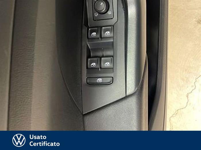 AutoVega - VOLKSWAGEN T-Cross | ID 39609