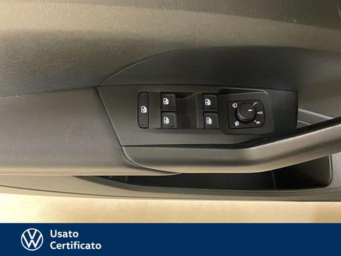 AutoVega - VOLKSWAGEN T-Cross | ID 39611