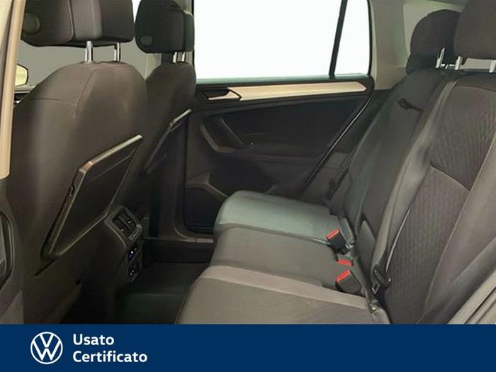 AutoVega - VOLKSWAGEN Tiguan | ID 39613