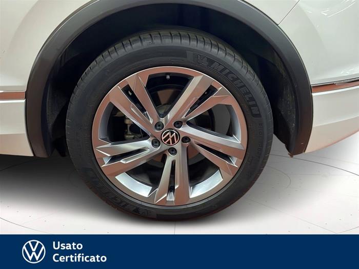 AutoVega - VOLKSWAGEN Tiguan | ID 39708