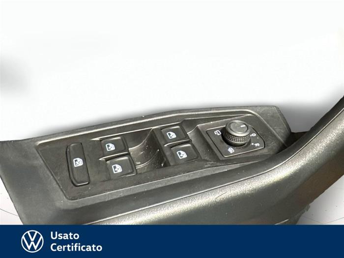 AutoVega - VOLKSWAGEN T-Roc | ID 39707