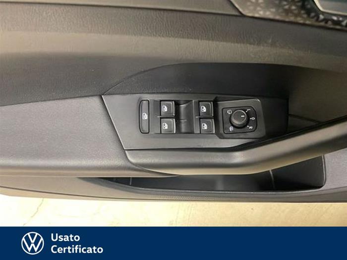 AutoVega - VOLKSWAGEN T-Cross | ID 39744