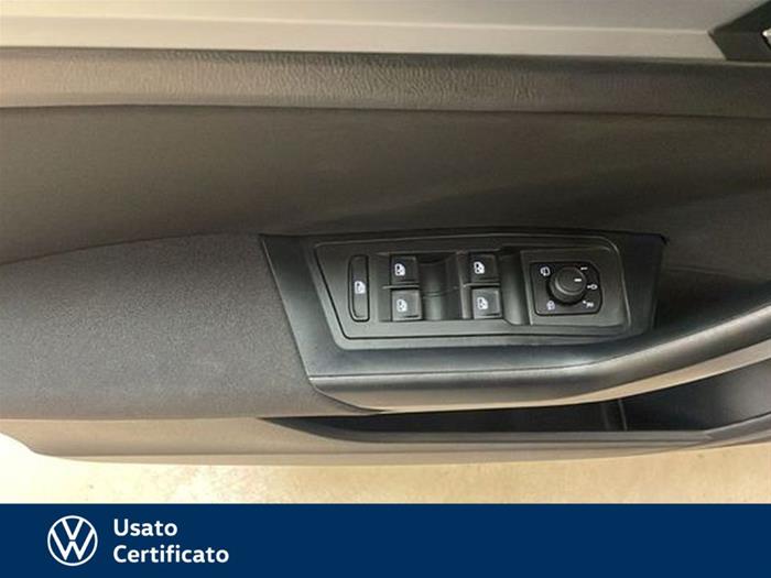 AutoVega - VOLKSWAGEN T-Roc | ID 39747